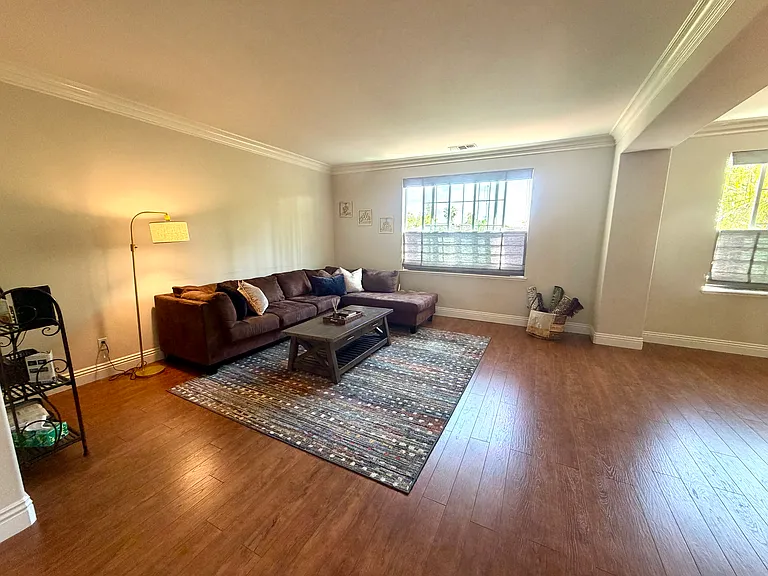 5205 Skyler Ct — Photo 35