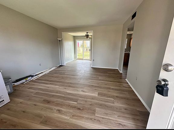 2nd image of 716 Spicewood Dr