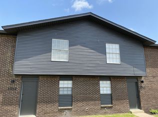 1912 Dave Ward Dr, Conway, AR 72034