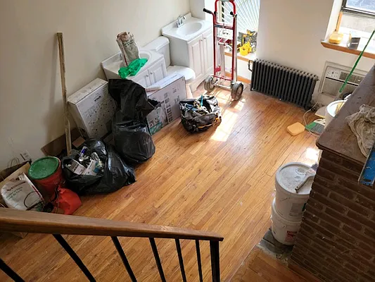 Rented by Chartwell Manhattan Realty | media 19