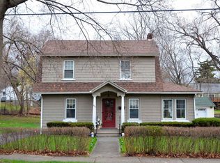910 W 1st St, Elmira, NY