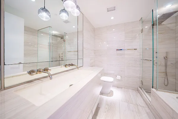 Rented by Sotheby's International Realty | media 7