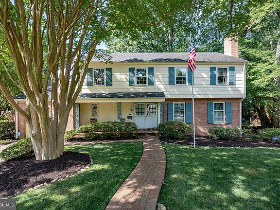 2nd image of 1001 Priscilla Ln