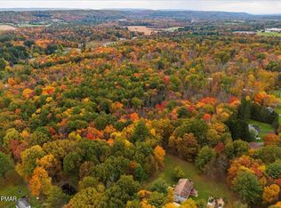 T 413 6/warner Dr, Kunkletown, PA 18058