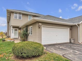 406 Park Place Ct #A, Waterford, WI 53185