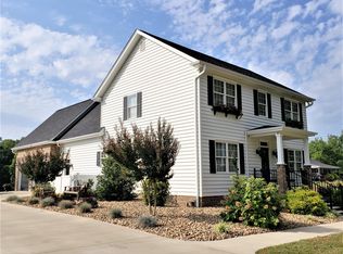 329 Old Stage Rd, Rogersville, TN 37857