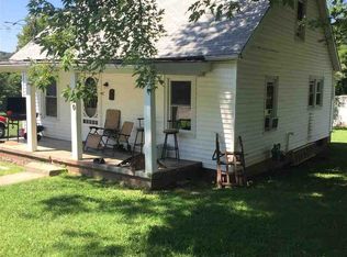 120 Paul St, Paoli, IN 47454