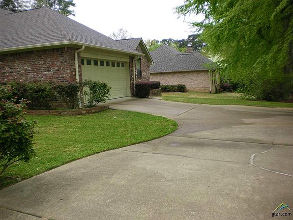 2nd image of 1210 Ashwood Dr