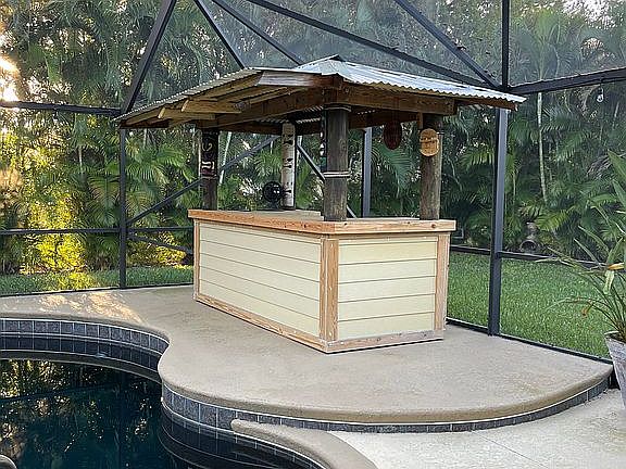 Tiki metal  roof 2020 
