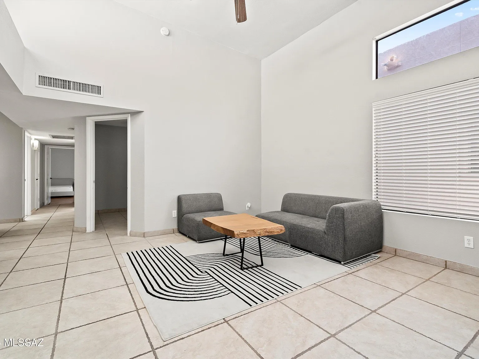 2 bed, 2.0 bath, 1366 sqft, $1,800 — Photo 3