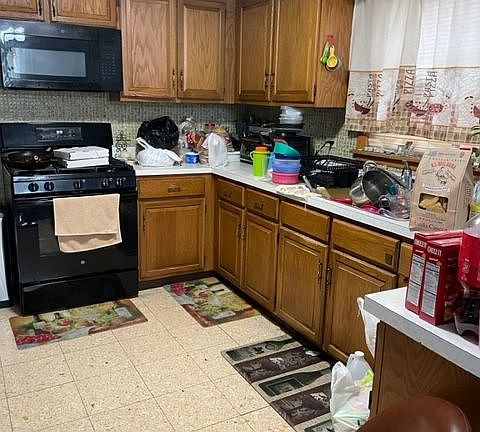 4th image of 5316 S Kilbourn Ave