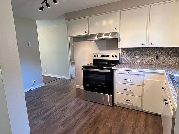 4th image of 5290 SW 173rd Ave