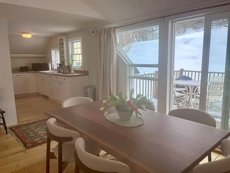 51 Terrace St — Photo 24