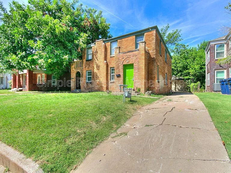 1841 N Gatewood Ave — Photo 22