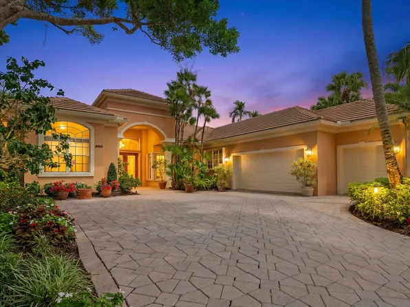 9026 Lakes Boulevard, West Palm Beach, FL 33412