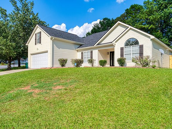 2nd image of 3020 Hampton Club Way