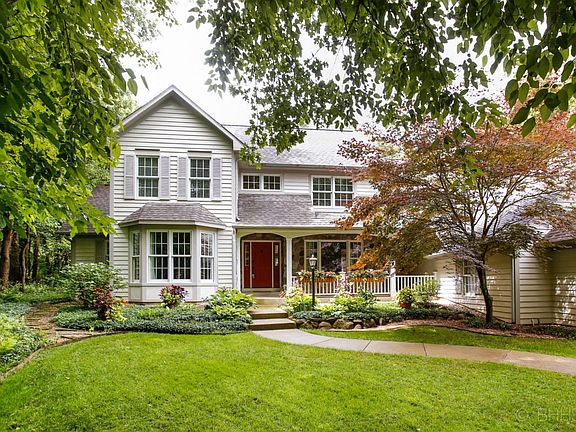 6215 hidden lake cir-102