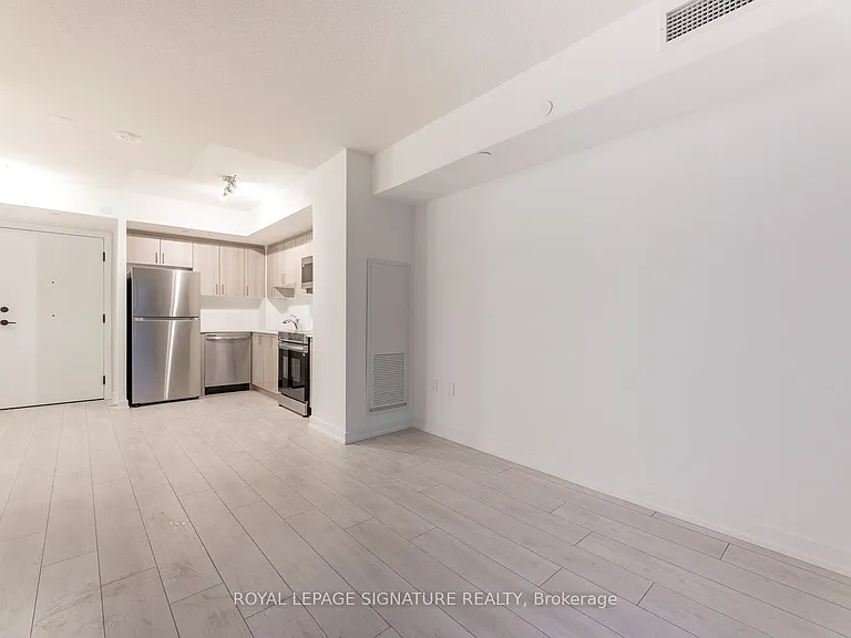 556 Marlee Ave #331 — Photo 9