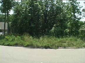 1st image of 3558 Glen Oaks Pass