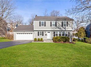 3 Beaver Lndg, Harrison, NY 10528