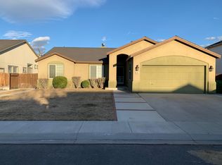 408 Crosswinds Dr, Dayton, NV 89403