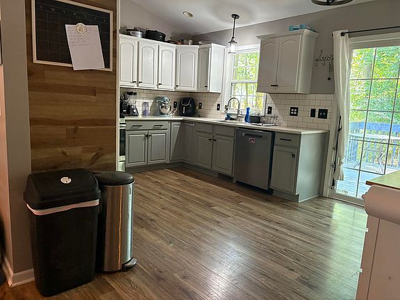 3rd image of 6825 Anita Ct