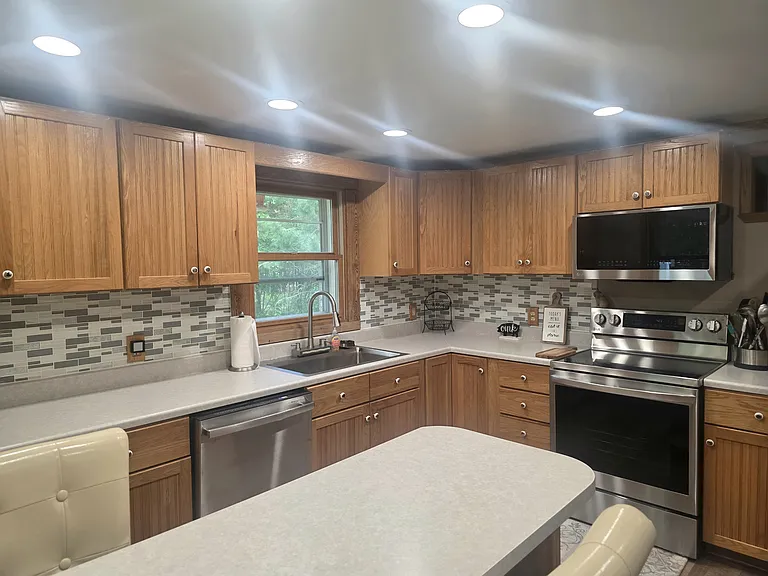 8509 Tall Pine Rd — Photo 2