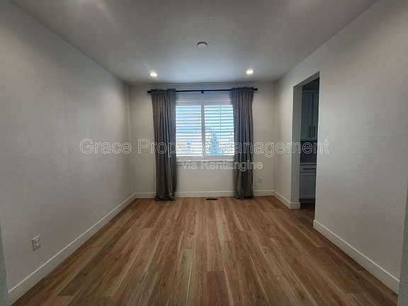 3rd image of 12930 Galapago St