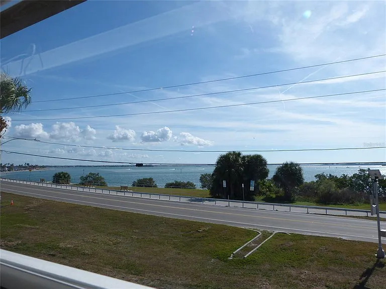 2 Causeway Blvd #206 — Photo 25