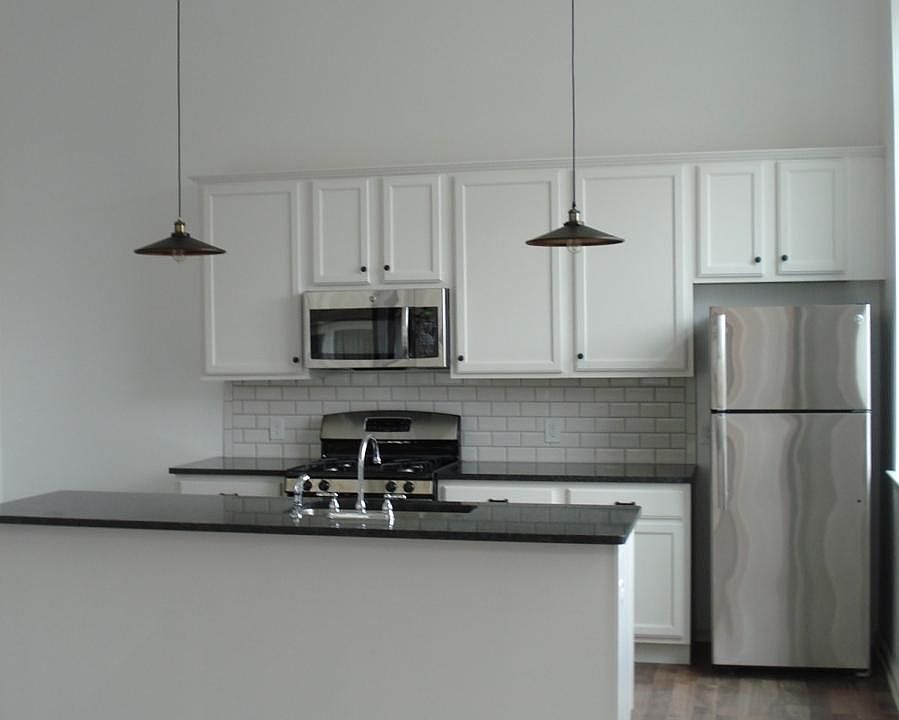 1st image of 333 Earp St APT 204