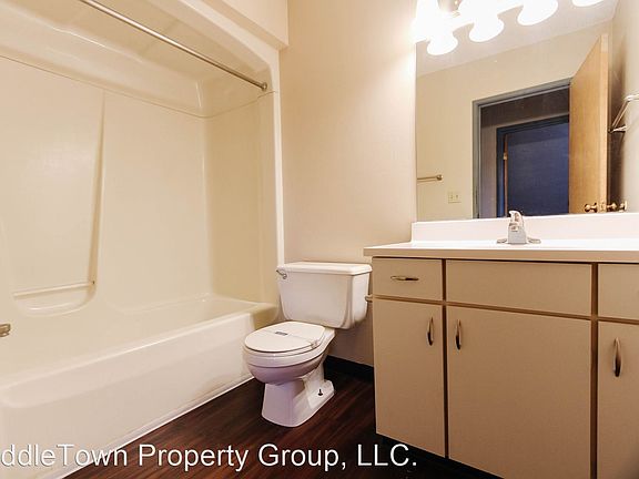 5th image of 518 N Martin St #11293688