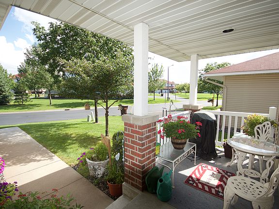 5th image of 8642 Tessman Cir N