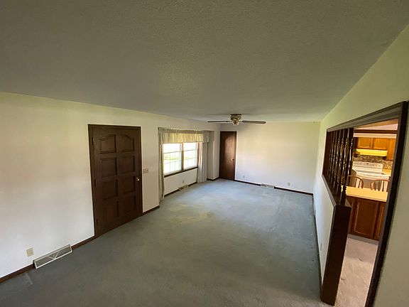 4th image of 3401 Broadlawn Dr