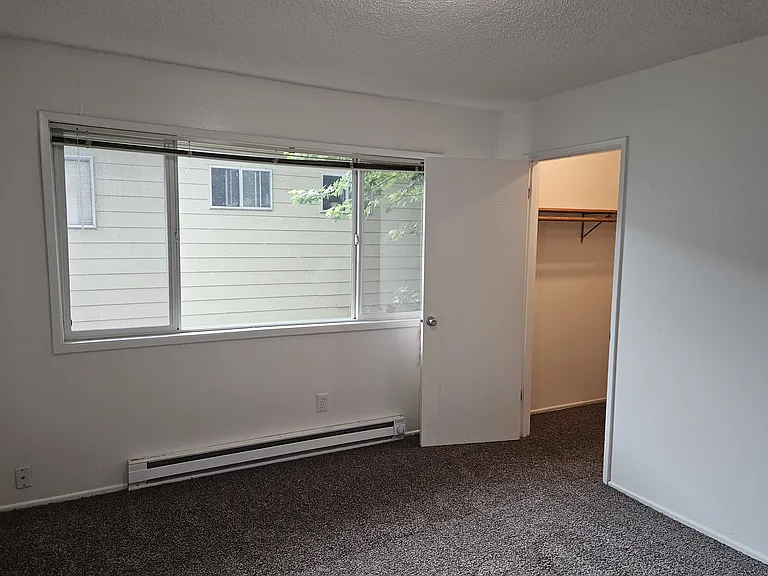 3609 SE 42nd Ave #4 — Photo 16