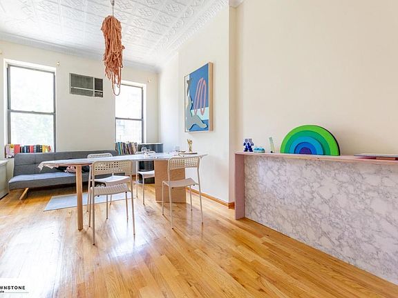 2nd image of 447 Henry St APT 2