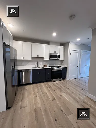159 Everett St #101 Photo 1