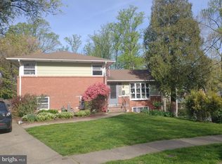 10604 Springmann Dr, Fairfax, VA 22030