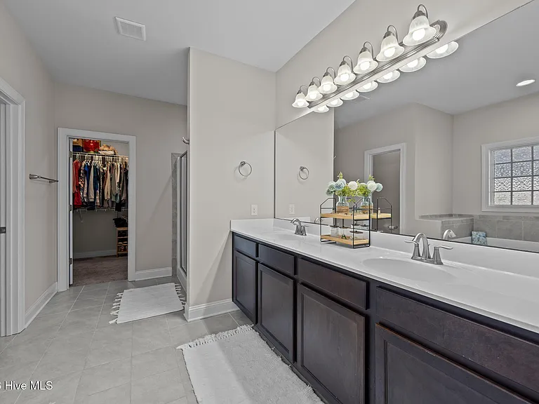 878 Stormy Gale Ln — Photo 20