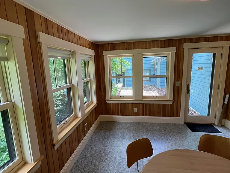 180 Foss Hill Rd — Photo 10