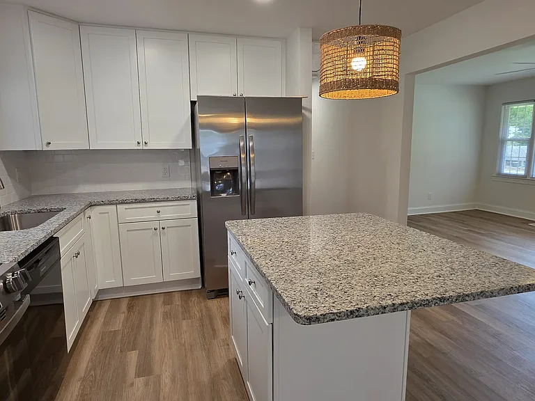 1011 Cedar Dr S #A — Photo 11
