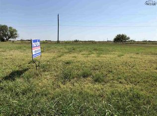 119 E Valley Dr, Iowa Park, TX 76367