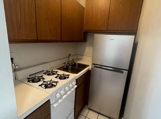 3727 N Pine Grove Ave APT 305, Chicago, IL 60613