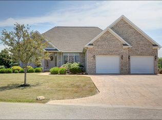 2113 S Harbor Bay Dr, Port Clinton, OH 43452