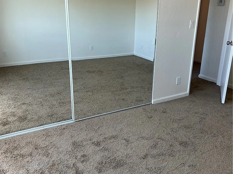 454 E Avenue Q3 #8 — Photo 11