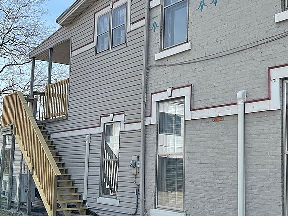 2nd image of 288 1/2 E Church St