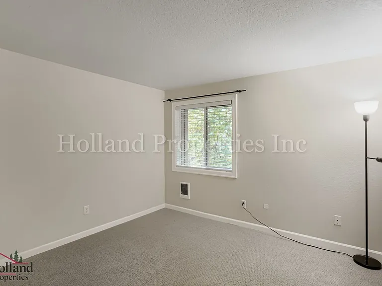 2680 SW 87th Ave #5 — Photo 11