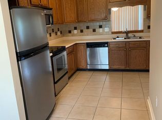 6758 Wimbledon Dr, Zionsville, IN 46077