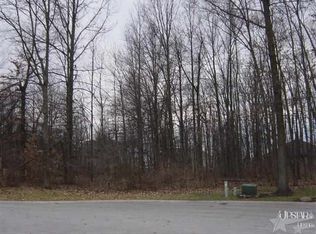 2422 Chestnut Ct #61, Bluffton, IN 46714