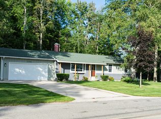 2248 E Lake Mitchell Dr, Cadillac, MI 49601
