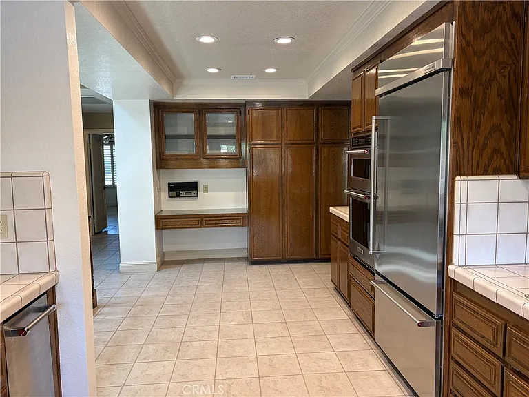 18886 Mount Walton Cir — Photo 14